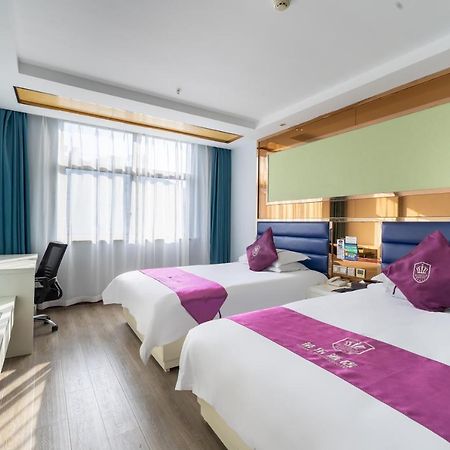 Rongle Business Hotel Yiwu  Buitenkant foto