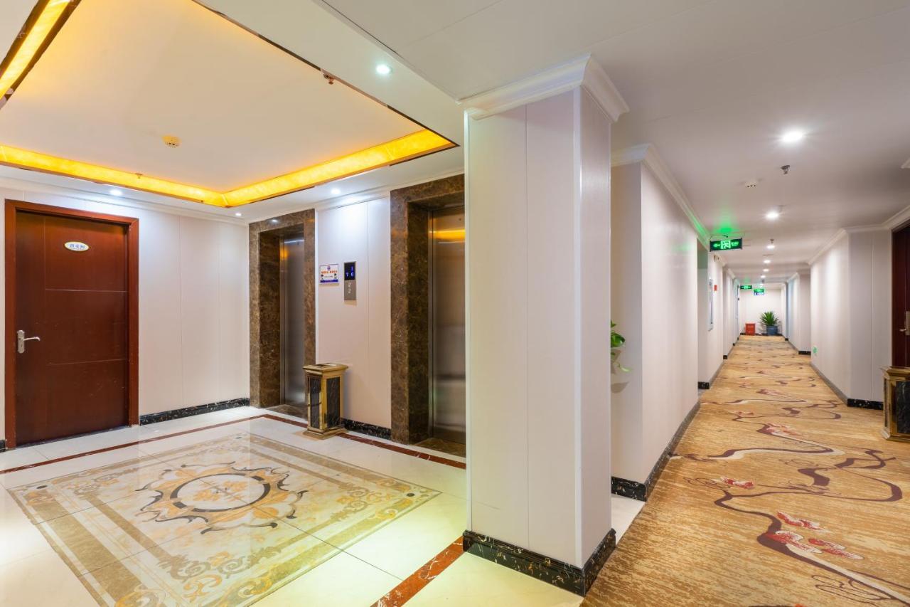 Rongle Business Hotel Yiwu  Buitenkant foto